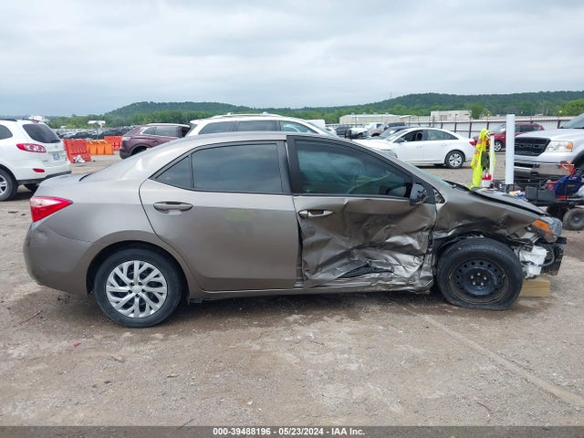 Toyota COROLLA LE 2017 5YFBURHE2HP704039 Image 14