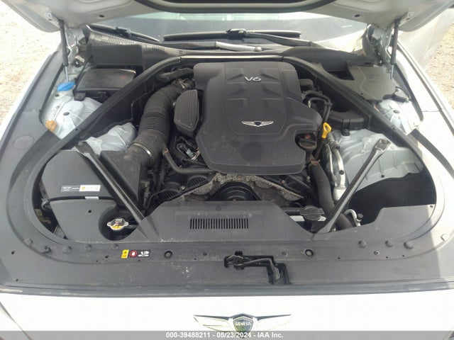 Genesis G80 3.8 2017 KMHGN4JE4HU177460 Image 10