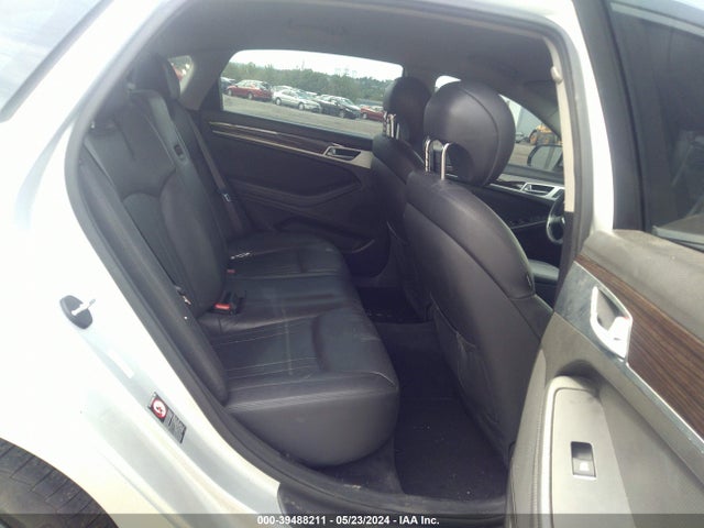 Genesis G80 3.8 2017 KMHGN4JE4HU177460 Image 8