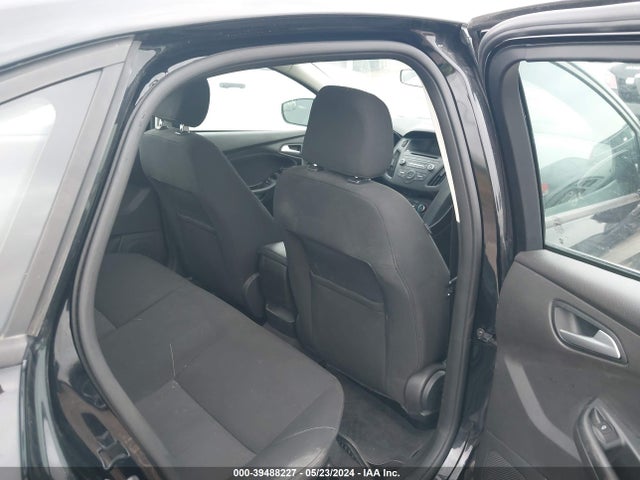 Ford FOCUS SE 2016 1FADP3F23GL382871 Image 8