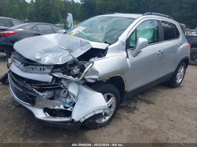 Chevrolet Trax Lt 2018 KL7CJPSB8JB662431 Image 2