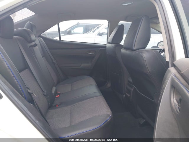 Toyota COROLLA SE 2018 5YFBURHE5JP795183 Image 8