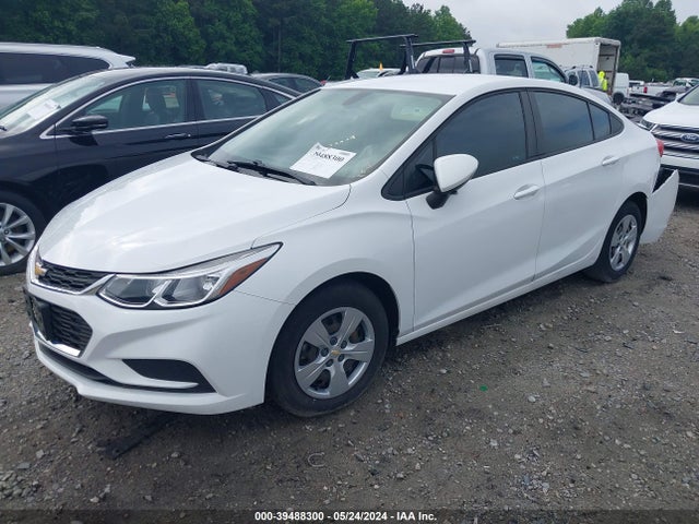 Chevrolet Cruze Ls Auto 2018 1G1BC5SMXJ7150373 Image 2