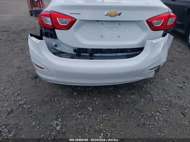 Chevrolet Cruze Ls Auto 2018 1G1BC5SMXJ7150373 Image 6