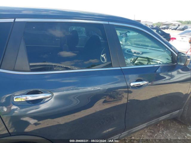 5N1AT2MK9FC849663 Nissan ROGUE S