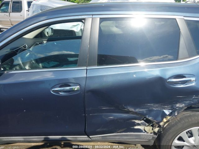 5N1AT2MK9FC849663 Nissan ROGUE S