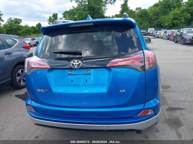 Toyota RAV4 SE 2016 JTMNFREV5GJ071020 Image 17