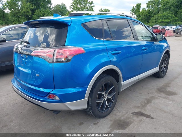 Toyota RAV4 SE 2016 JTMNFREV5GJ071020 Image 4