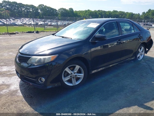 Toyota CAMRY SE 2014 4T1BF1FK7EU304105 Image 2