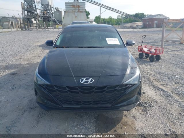 KMHLL4AG9PU544888 Hyundai ELANTRA SE