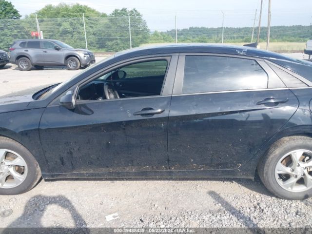 KMHLL4AG9PU544888 Hyundai ELANTRA SE