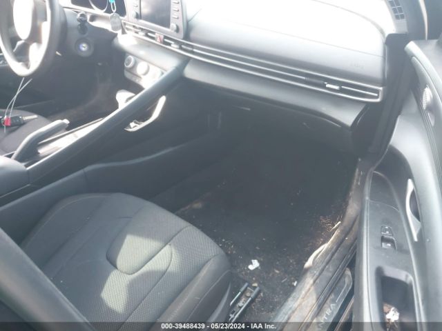 KMHLL4AG9PU544888 Hyundai ELANTRA SE