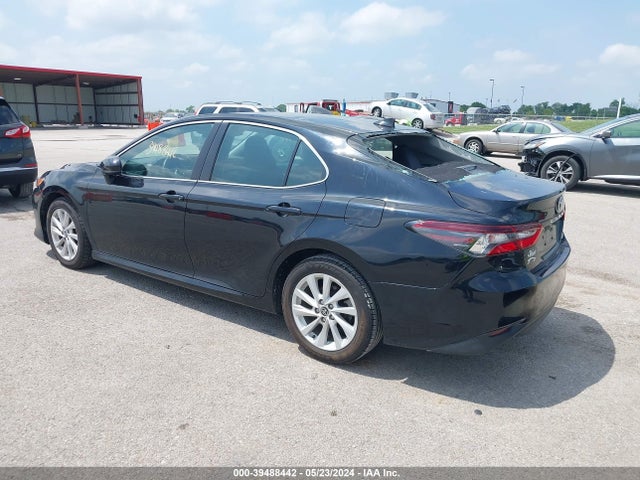 Toyota CAMRY LE 2022 4T1C11AK2NU007768 Image 3
