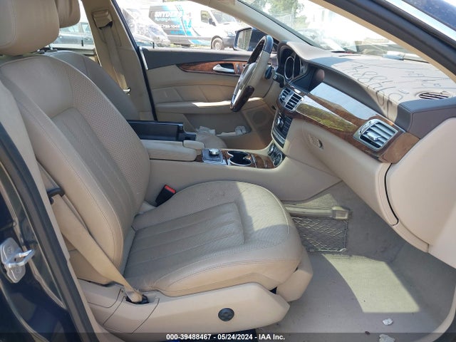 WDDLJ9BB6EA098388 Mercedes-Benz Cls 550 4matic