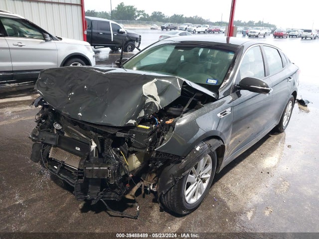KIA Optima Lx 2016 KNAGT4L30G5090859 Image 2