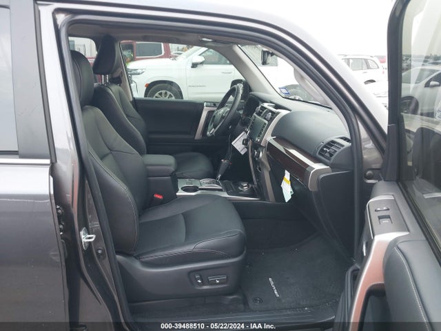 Toyota 4runner Limited 2023 JTEKU5JRXP6208753 Image 5