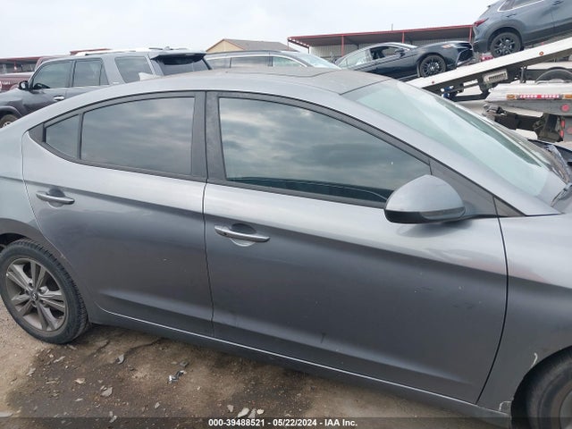 Продажа на аукционе авто 2018 Hyundai Elantra Value Edition, vin: 5NPD84LF9JH346568, номер лота: 39488521