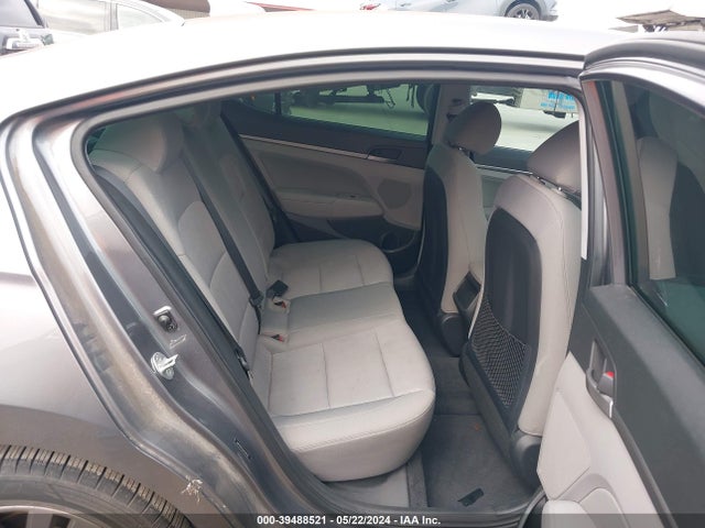 Продажа на аукционе авто 2018 Hyundai Elantra Value Edition, vin: 5NPD84LF9JH346568, номер лота: 39488521