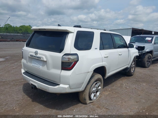 Toyota 4RUNNER SR5 2015 JTEBU5JR6F5255167 Image 4