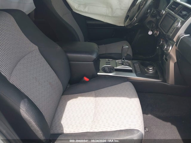 Toyota 4RUNNER SR5 2015 JTEBU5JR6F5255167 Image 5