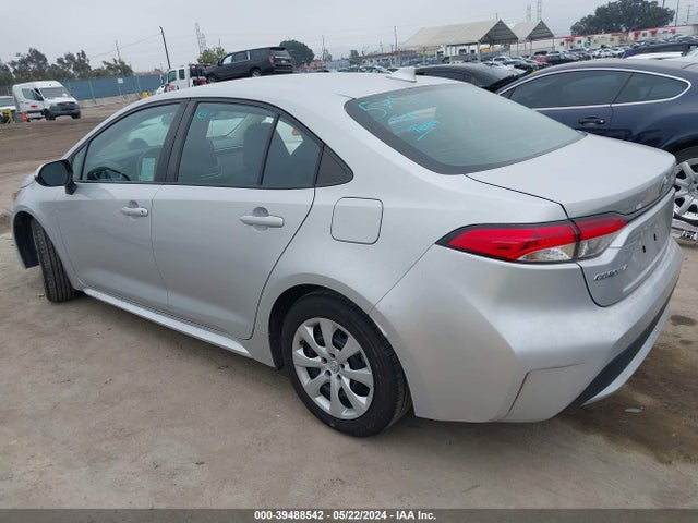 Toyota COROLLA LE 2021 5YFEPMAE8MP243568 Image 3