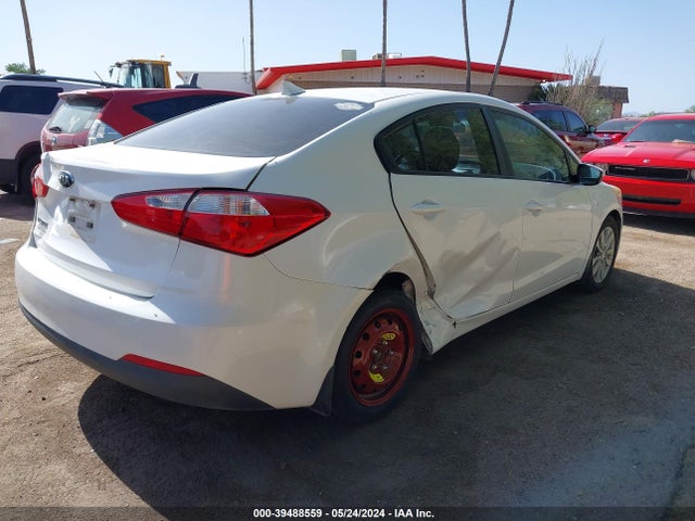 KIA FORTE LX 2015 KNAFX4A62F5415264 Image 4