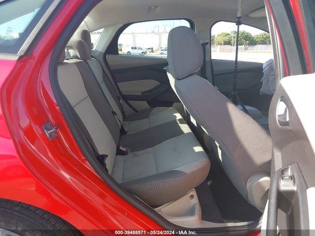 Ford FOCUS SE 2014 1FADP3F2XEL190618 Image 8