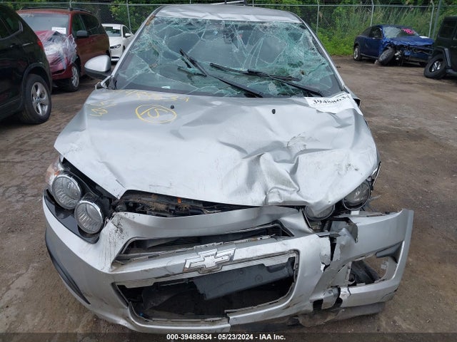 Chevrolet Sonic Lt Auto 2014 1G1JC5SH6E4171615 Image 12