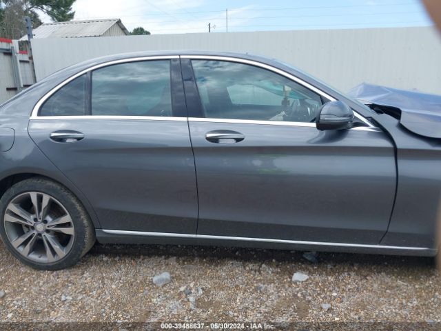 55SWF4JB3HU190825 Mercedes-Benz C 300 Luxury/sport