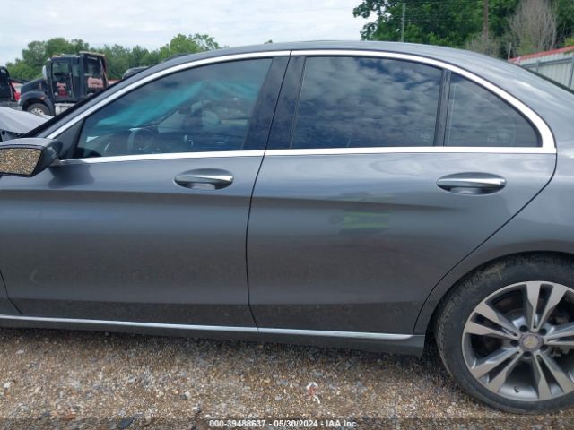 55SWF4JB3HU190825 Mercedes-Benz C 300 Luxury/sport