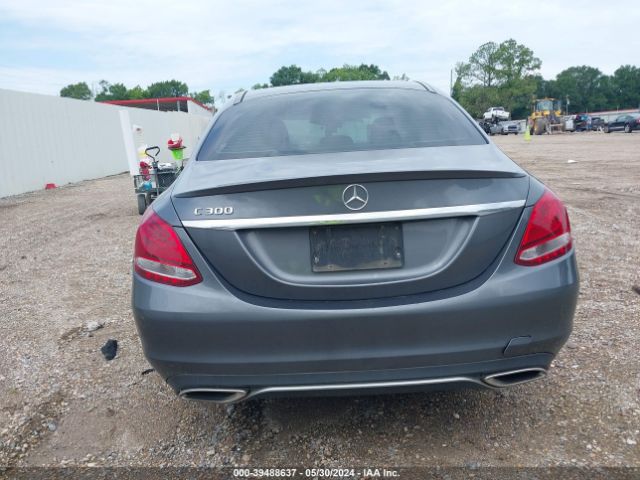 55SWF4JB3HU190825 Mercedes-Benz C 300 Luxury/sport
