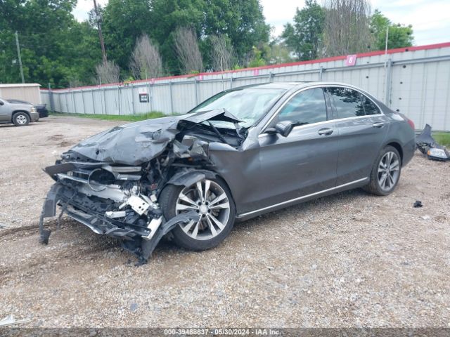 55SWF4JB3HU190825 Mercedes-Benz C 300 Luxury/sport