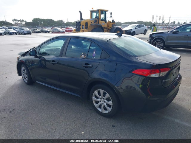 Toyota COROLLA LE 2021 5YFEPMAE7MP225028 Image 3