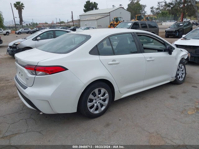 Toyota COROLLA LE 2021 5YFEPMAE5MP262837 Image 4