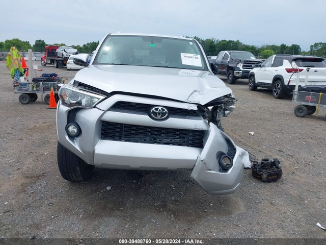 Toyota 4runner Sr5 Premium 2018 JTEBU5JR6J5501322 Image 12
