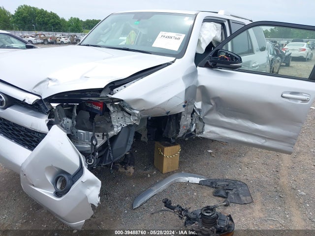 Toyota 4runner Sr5 Premium 2018 JTEBU5JR6J5501322 Image 6