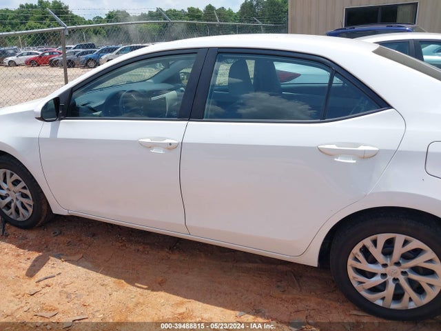Toyota COROLLA LE 2017 5YFBURHE9HP613723 Image 13