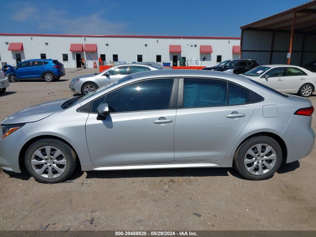 Toyota COROLLA LE 2022 5YFEPMAE8NP301308 Image 14