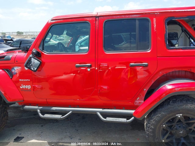 1C4HJXEG5JW260360 Jeep Wrangler Unlimited Sahara 4x4