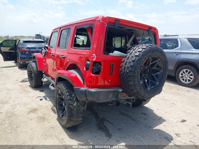 1C4HJXEG5JW260360 Jeep Wrangler Unlimited Sahara 4x4