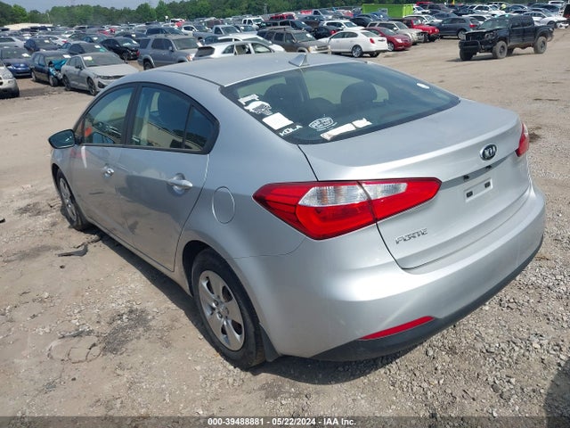 KIA FORTE LX 2016 KNAFK4A66G5507512 Image 3