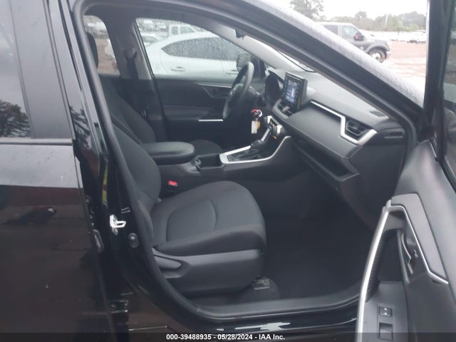 Toyota RAV4 LE 2022 2T3H1RFV9NW204967 Image 5