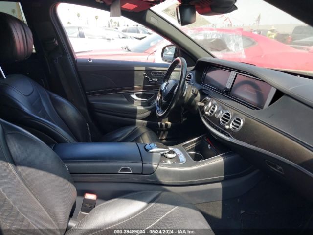 WDDUG8CB7GA240455 Mercedes-Benz S 550