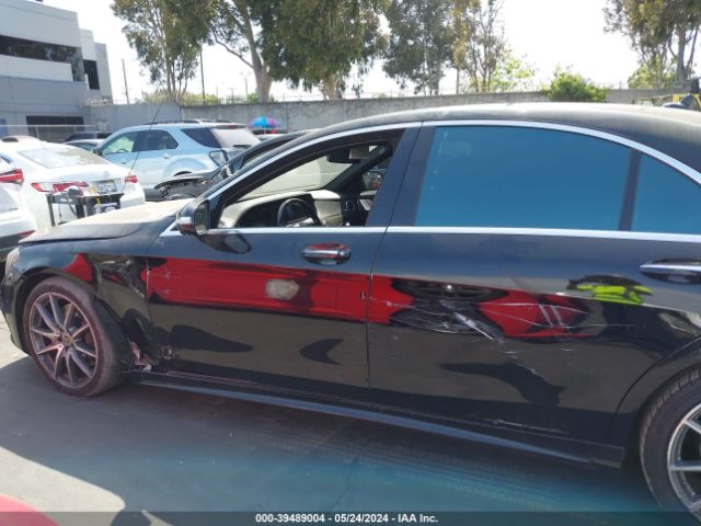 WDDUG8CB7GA240455 Mercedes-Benz S 550