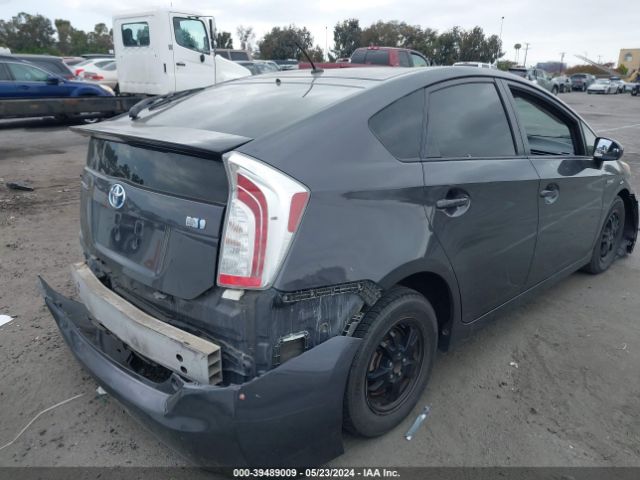 JTDKN3DU2E0391958 Toyota Prius Two