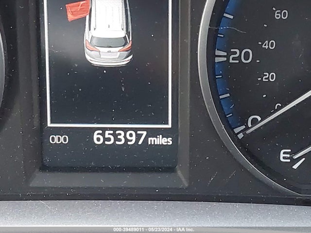 Toyota RAV4 LE 2018 JTMZFREV7JJ156062 Image 14