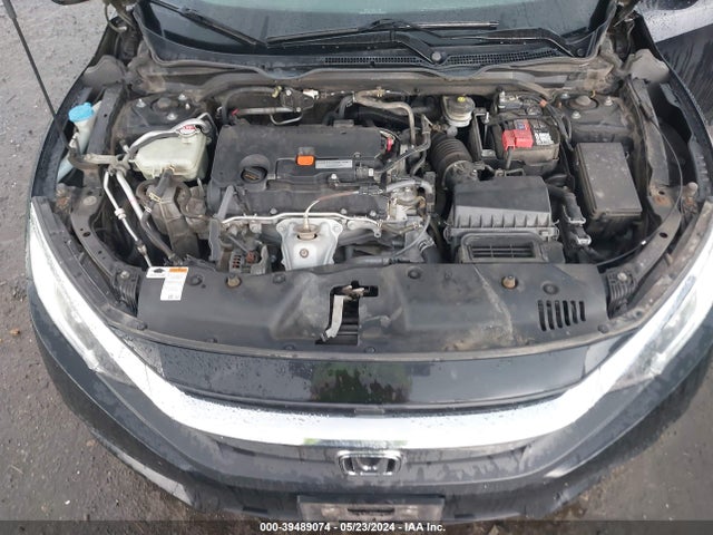 39489074 :رقم المزاد ، 19XFC2F54HE053951 vin ، 2017 Honda Civic Lx مزاد بيع