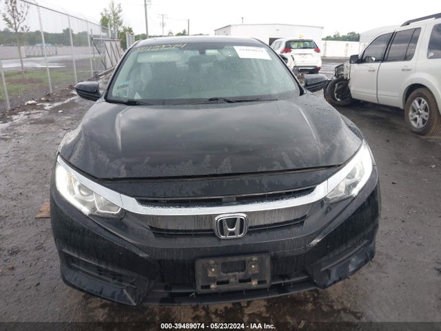 39489074 :رقم المزاد ، 19XFC2F54HE053951 vin ، 2017 Honda Civic Lx مزاد بيع