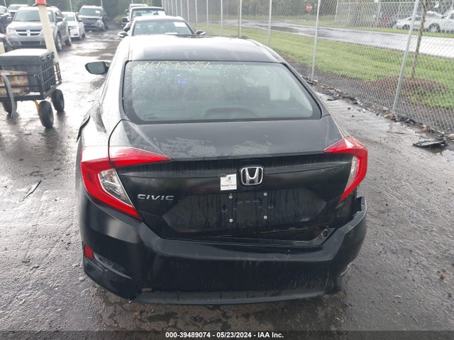 39489074 :رقم المزاد ، 19XFC2F54HE053951 vin ، 2017 Honda Civic Lx مزاد بيع