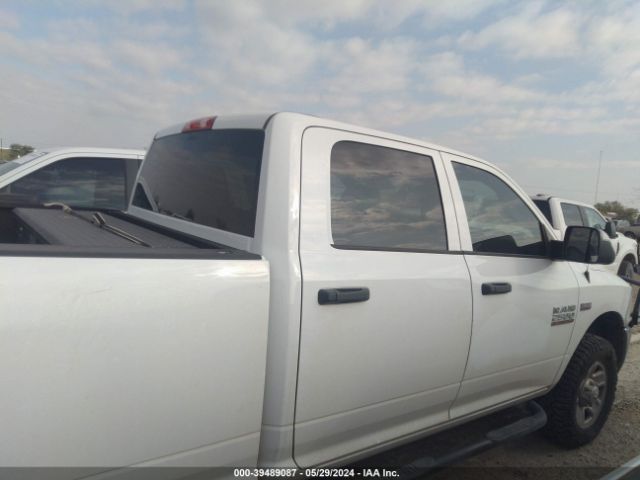 3C6UR5HJ9JG336896 RAM 2500 Tradesman  4x4 8' Box